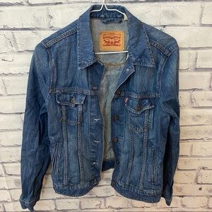 used levi jackets